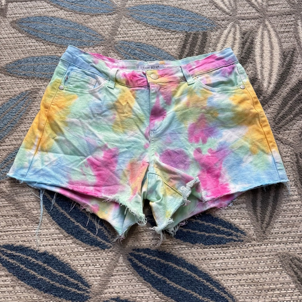 Judy Blue White Tie Dye Swirl Multi-Color Denim Cut-Off Shorts Medium #150011